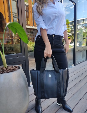 Cartera mediana boca c/iman + cierre y correa de mano BIAMA BAGS